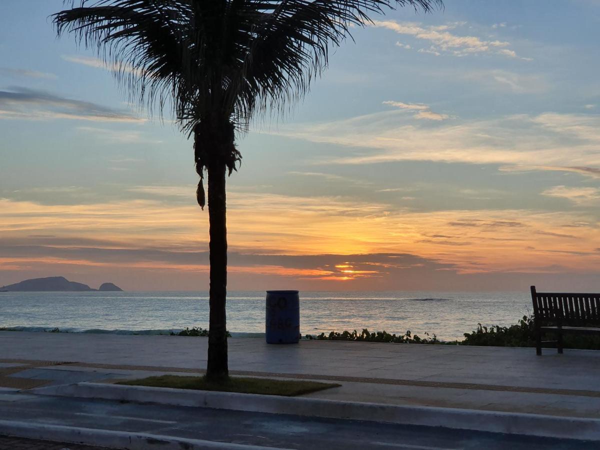 Pousada Solar Dos Cavaleiros Mendes Macaé Exteriör bild
